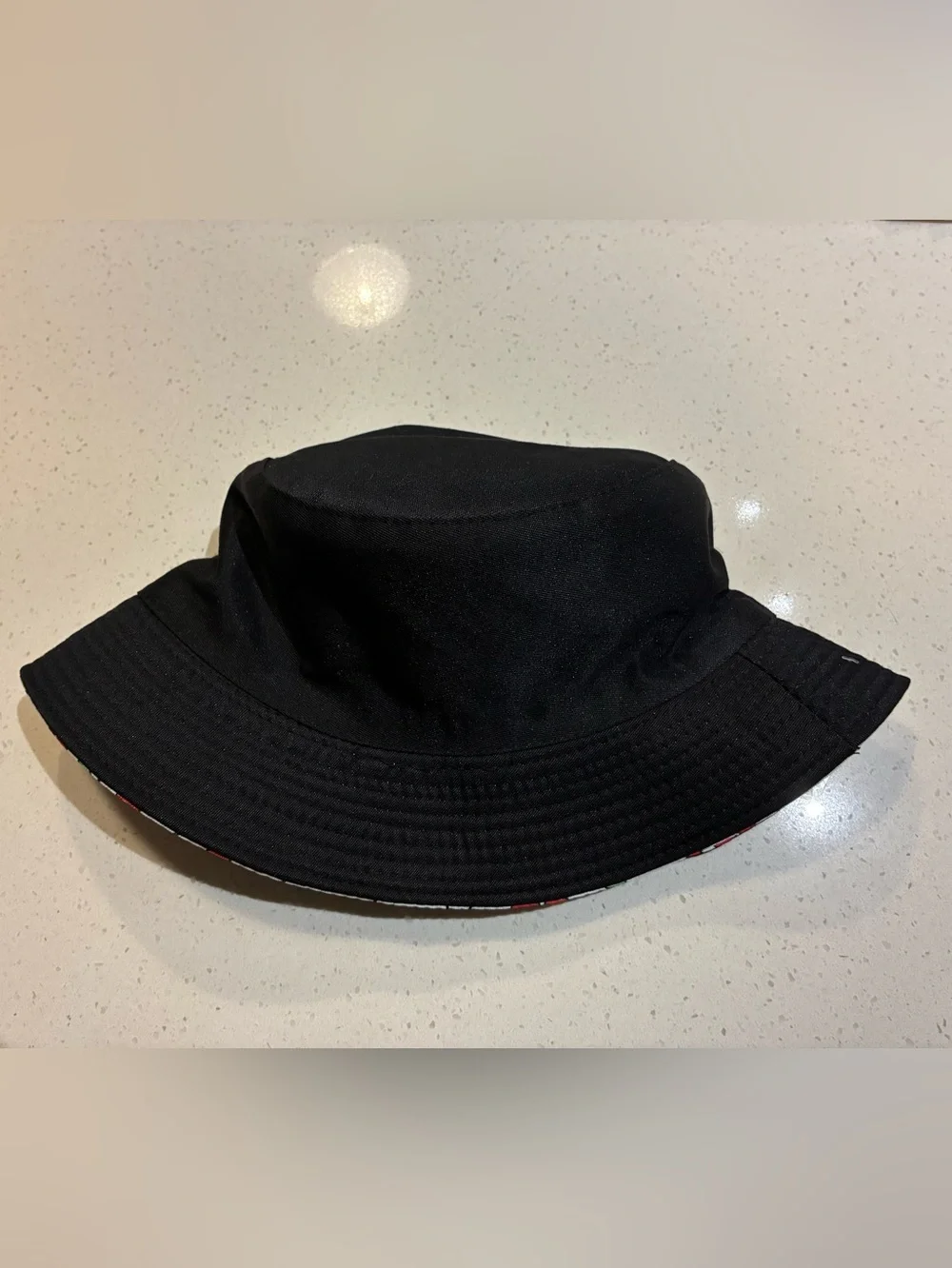 N/A playful bucket